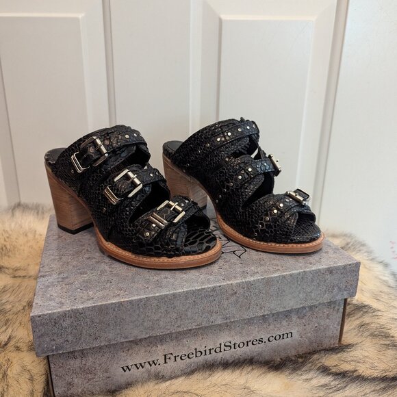 FREEBIRD BLACK SNAKE LEATHER SANDALS - Picture 1 of 6
